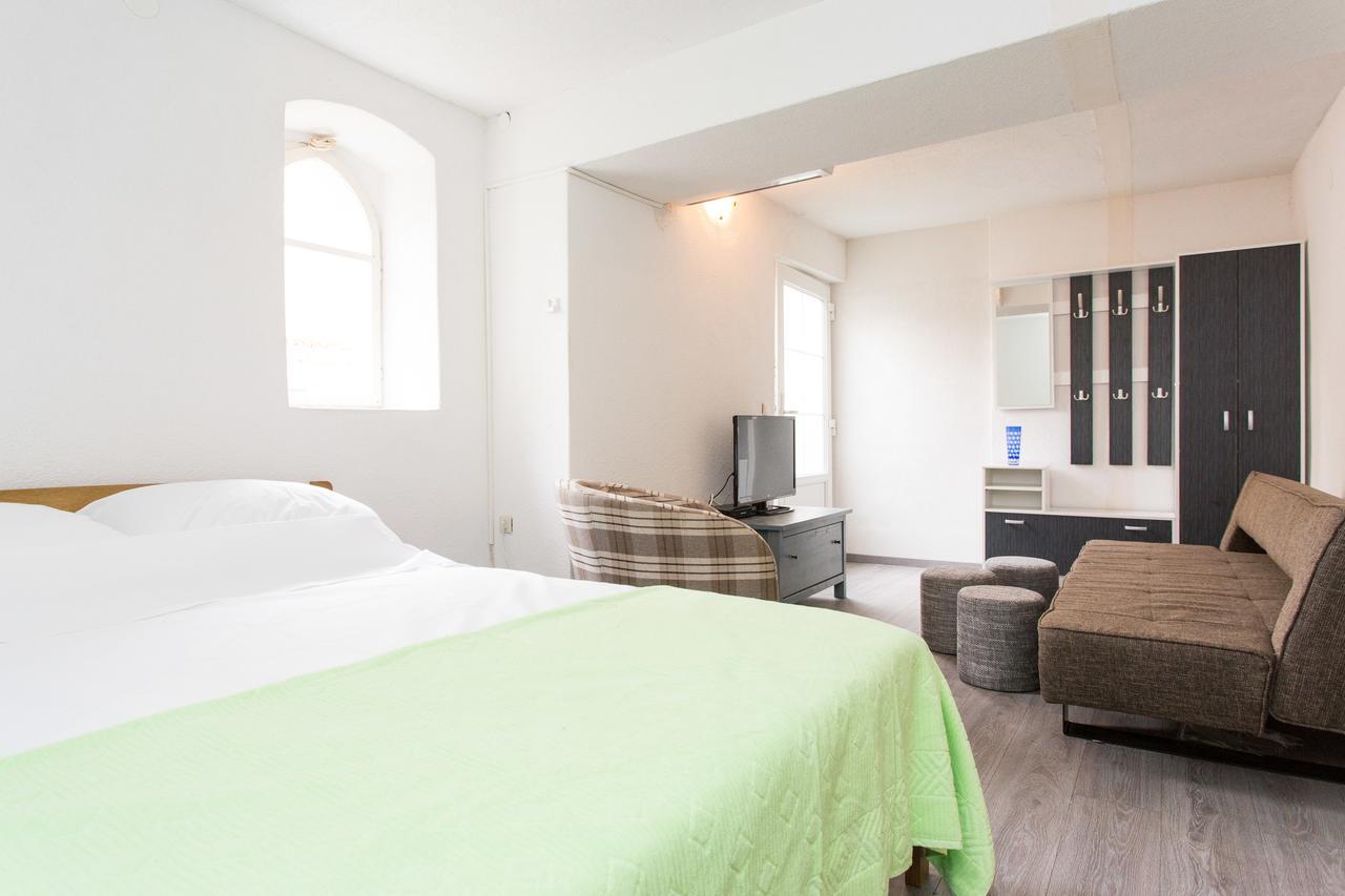 Apartmán Yvonne Krk Town Exteriér fotografie